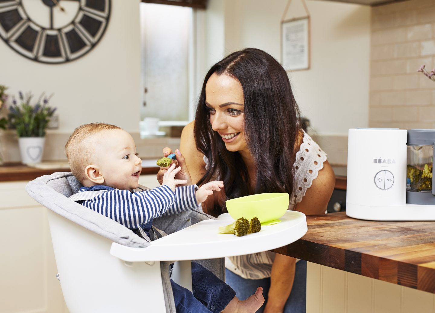 How to Get your Baby to Eat more Fruit & Veg!